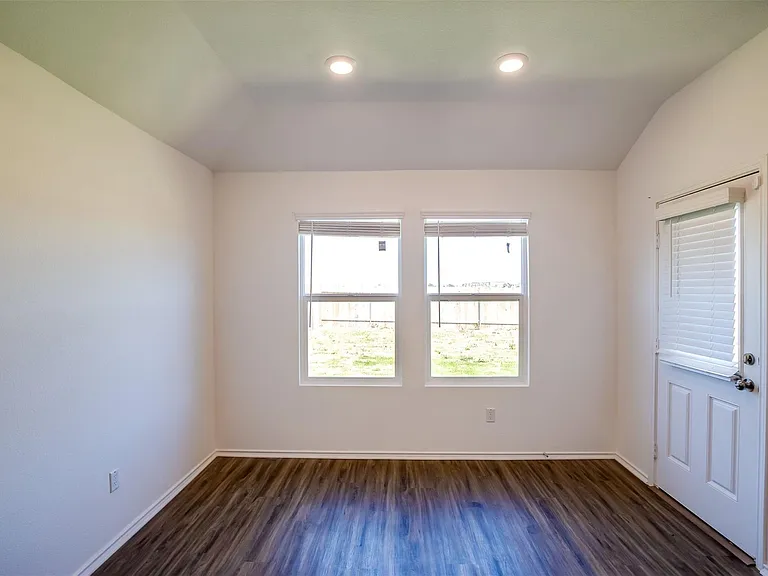 614 Milliner Loop — Photo 18