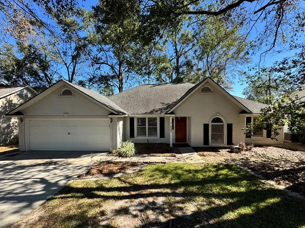 2307 S Sherwood Dr, Valdosta, GA 31602