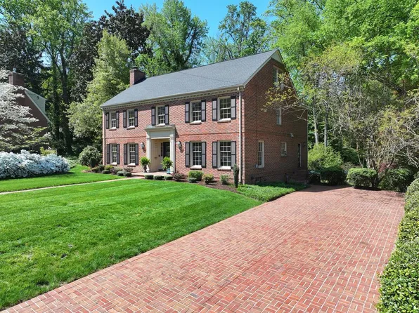 239 Magnolia Dr, Danville, VA 24541