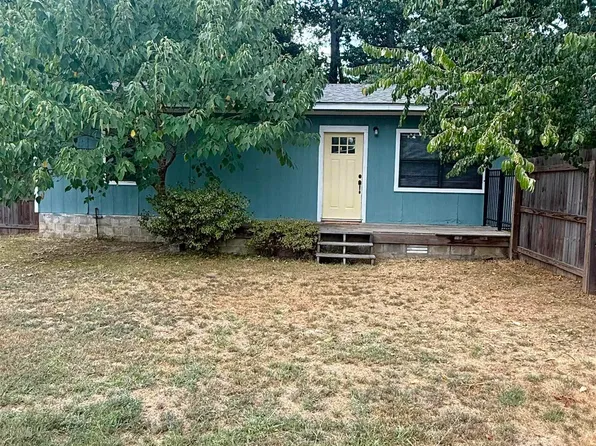 811 B St, Perryville, AR 72126