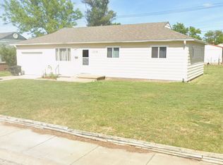 1216 Eisenhower Ave, Great Bend, KS 67530