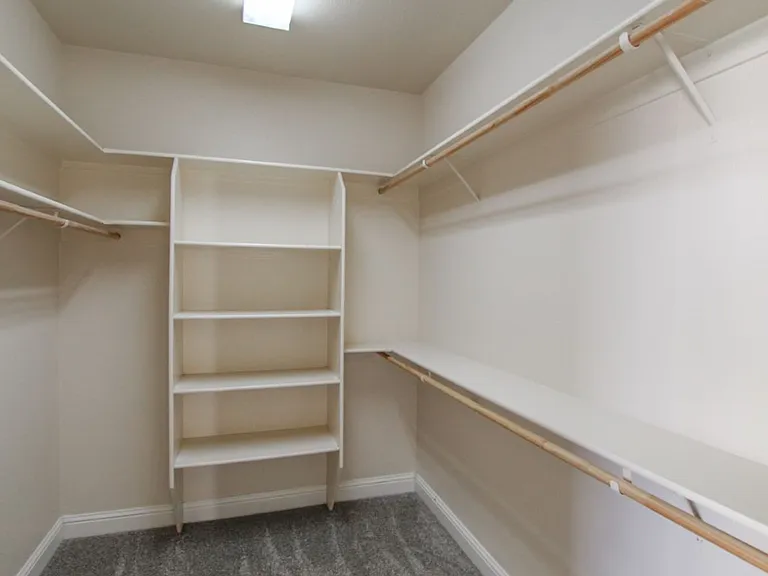 620 San Gabriel St — Photo 18