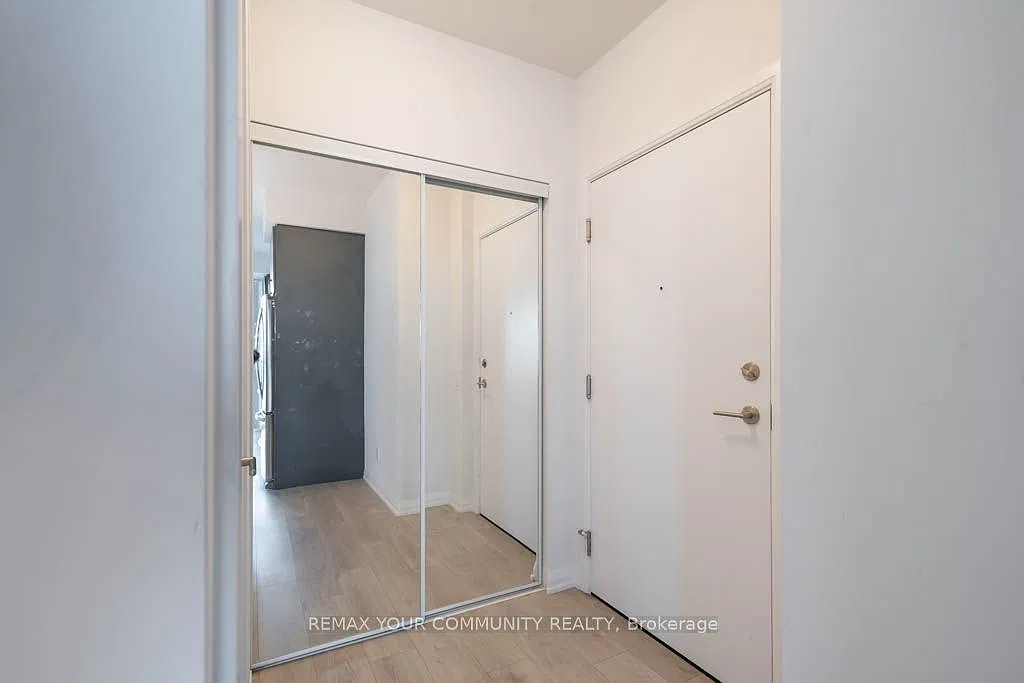 2 bed, $2,550 — Photo 3