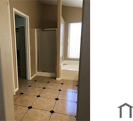 8955 W Ocotillo Rd — Photo 17
