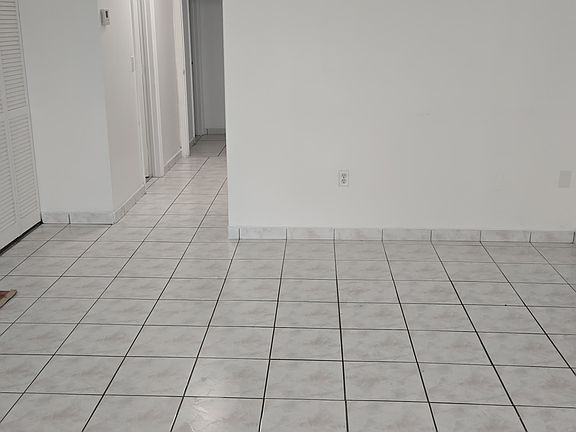 5th image of 15465 SW 80th St APT 105-4