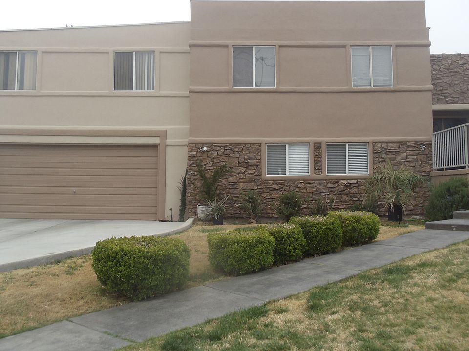 2nd image of 2144 Tona Cir