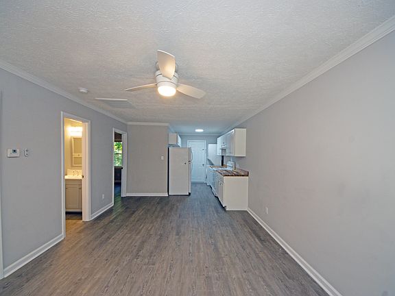 3rd image of 2 Joann Dr #6