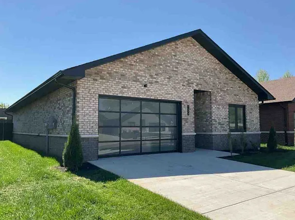 104 Clubhouse Bay