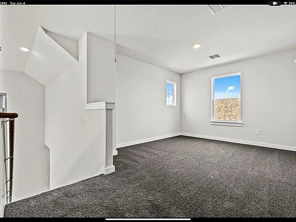 4th image of 138 Blackwell Ln