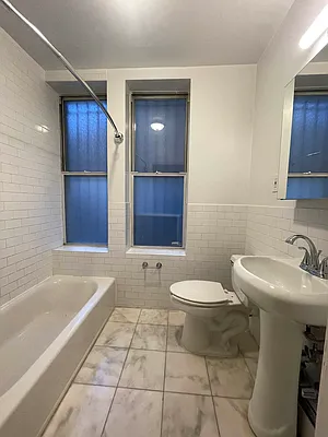 Rented by Bond New York | media 4