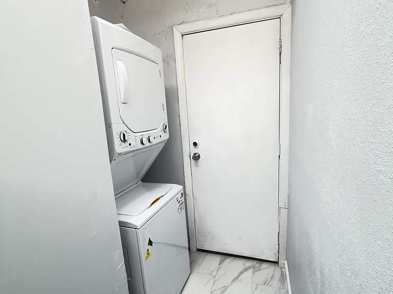 400 Calle Vallecito #B — Photo 6