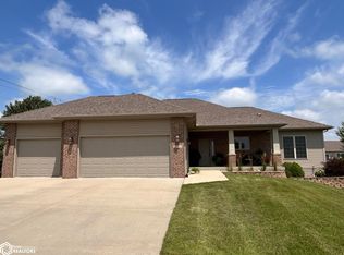 1715 W Devoe St, Creston, IA 50801