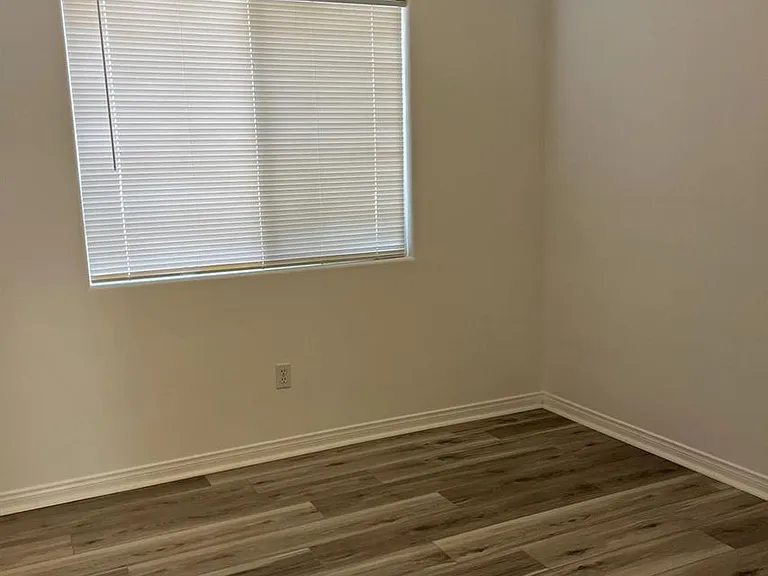2509 Drifts Dr — Photo 10