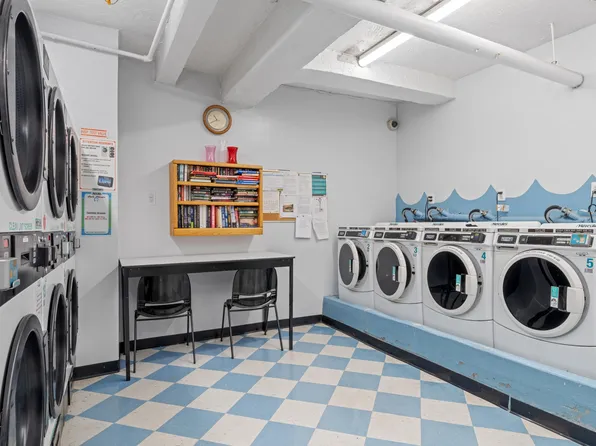 245 East 24th Street image 16 of 19