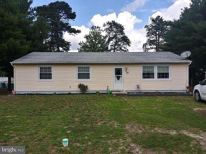 1st image of 127 Cherokee Dr