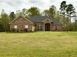 1233 Bowen Dr, Benton, AR 72019