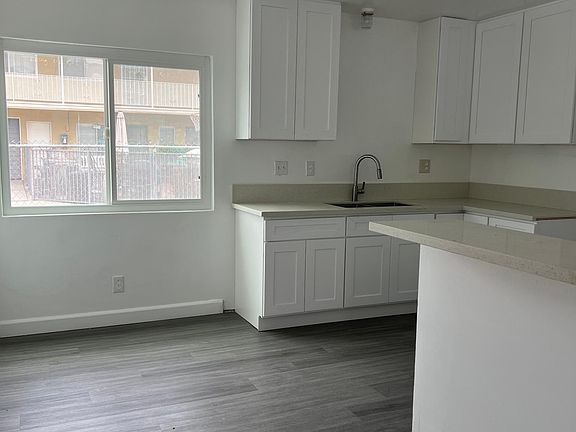 5th image of 6755 Obispo Ave #1