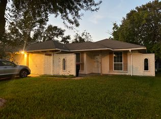 1230 Cherry Spring Dr, Houston, TX 77038