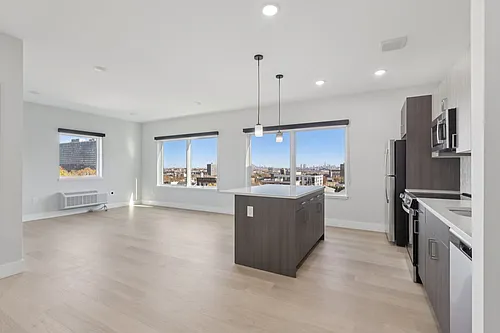 Floor plan 2BR 2BA