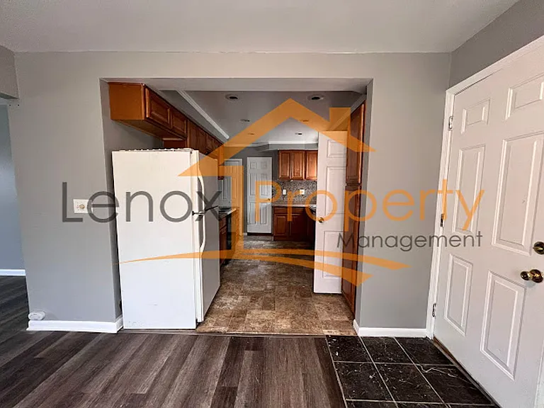30884 Steinhauer St — Photo 17