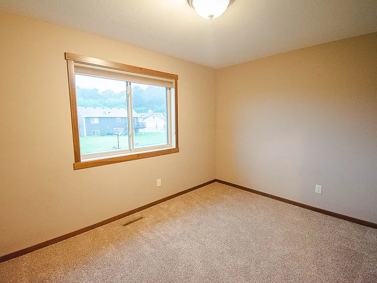 6736 Clarkia Dr NW — Photo 6