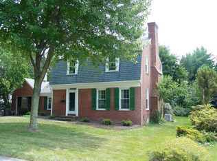 106 Yorkleigh Rd, Towson, MD 21204