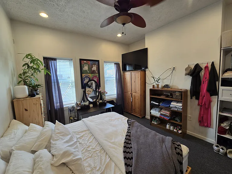 809 Jacksonia St #1 — Photo 2