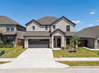 5609 Shannon Creek Rd, Fort Worth, TX 76126