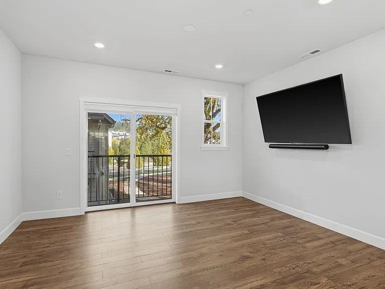 17025 SW Friendly Ln — Photo 14