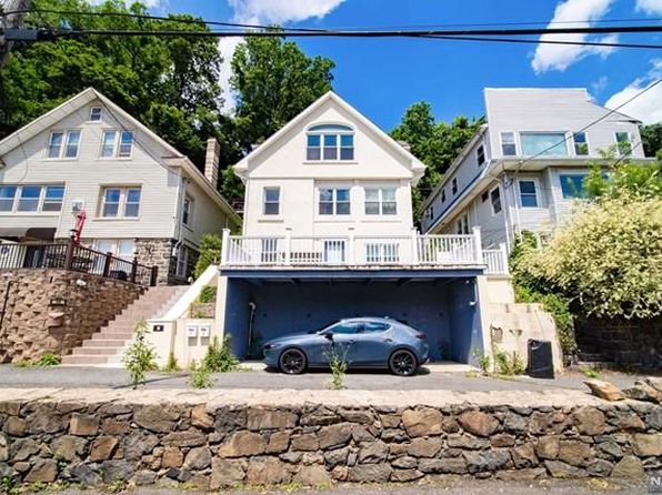 32 Oakdene Ter #2