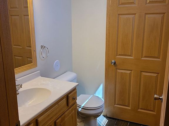 3rd image of 1420 Greenbay St #1406