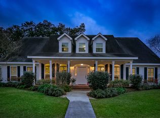 181 Majestic Oaks Dr, Belle Chasse, LA 70037