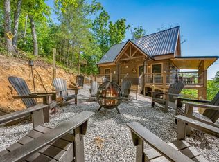 1606 Dove Wing Way, Sevierville, TN 37862