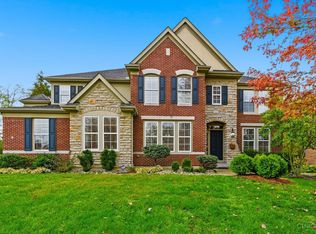 2625 Stonehaven Dr, Cincinnati, OH 45245