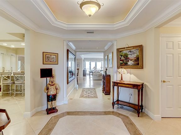 4th image of 607 Ocean Club Ct