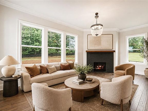 5th image of 947 Hunter Way