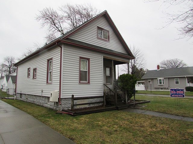 2nd image of 321 S Birney St