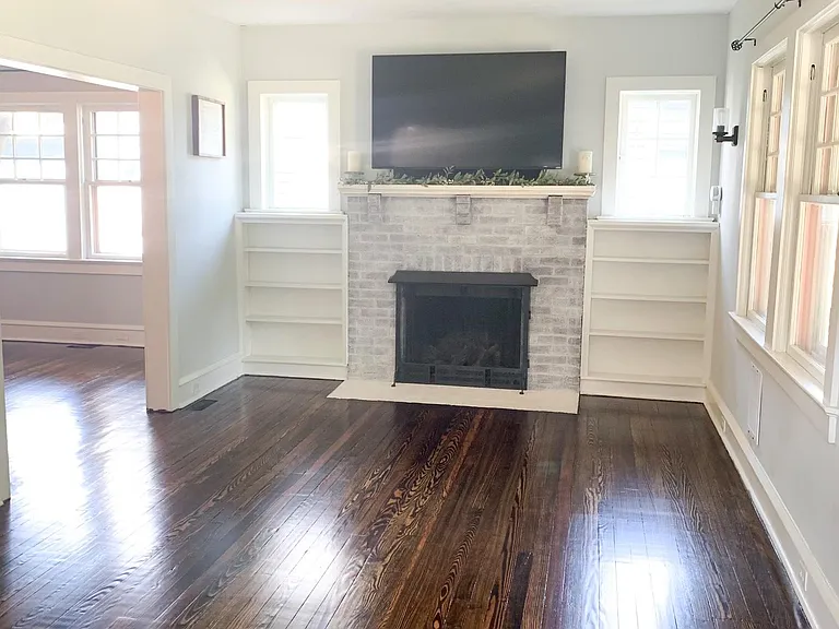 12 E Cottage Ave — Photo 2