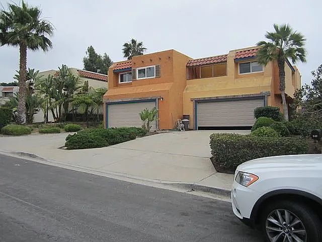 1st image of 847 Mola Vista Way