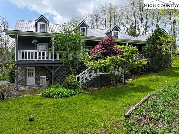 2nd image of 392 Camelot Drive