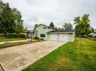 934 Avon St, Sheridan, WY 82801
