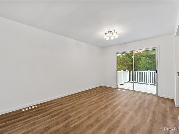 5th image of 18851 W Circle Ct