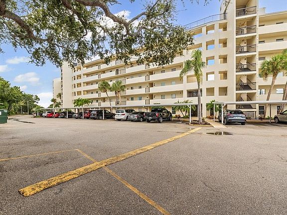 4th image of 225 COUNTRY CLUB DRIVE #1604