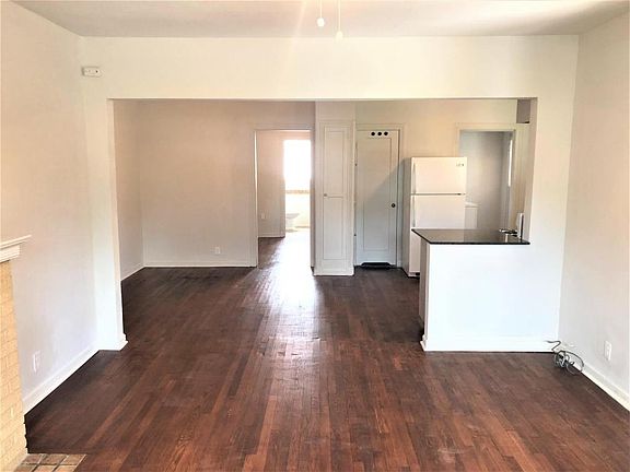 4th image of 3219 Rogers Ave