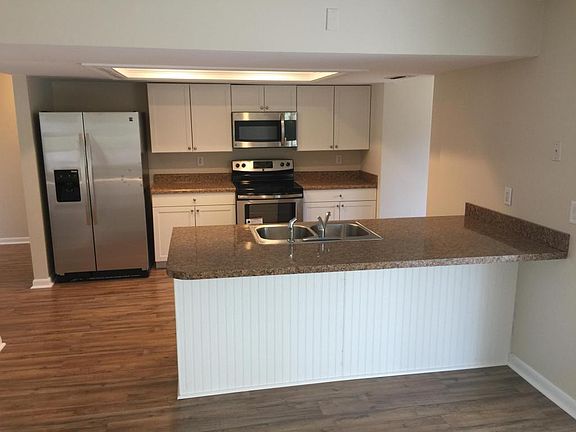 2nd image of 2289 NE 13th Ct