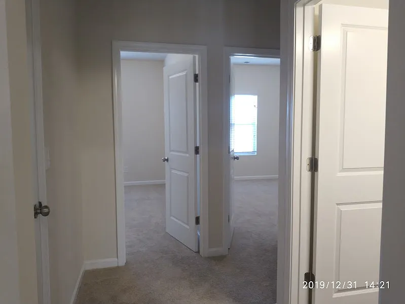 4 bed, 3000 sqft, $2,799 — Photo 4