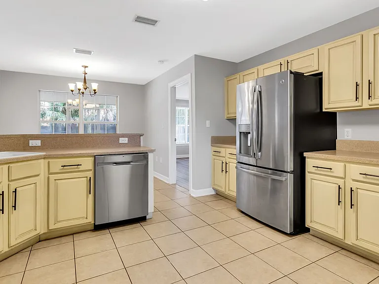 4429 Southminster Cir — Photo 8