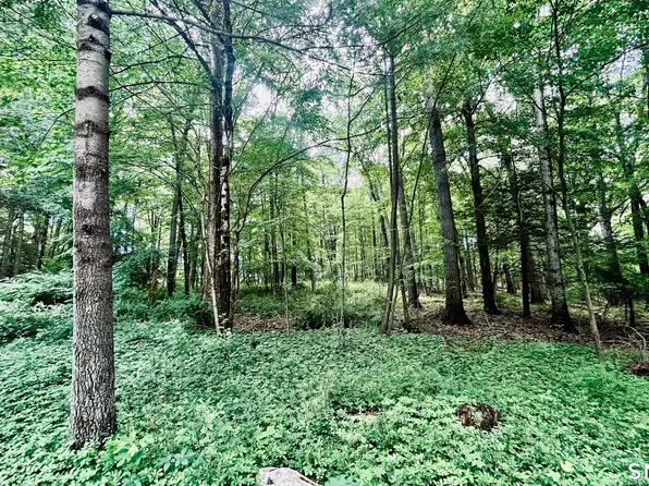 21 Wicks Manor Drive, Danbury, CT 06810
