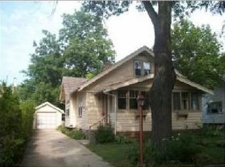 2204 Wallace St, Rockford, IL 61103