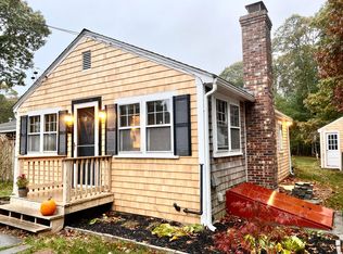 21 Harborview Dr, East Falmouth, MA 02536